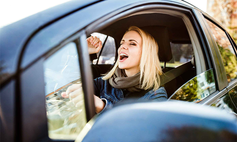 O rádio do carro para escolher