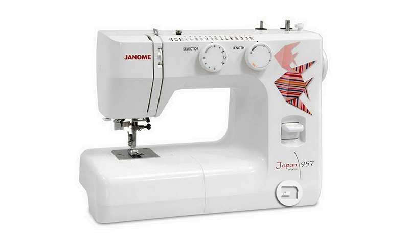 Janome Japão 957 - a conveniência e originalidade do design