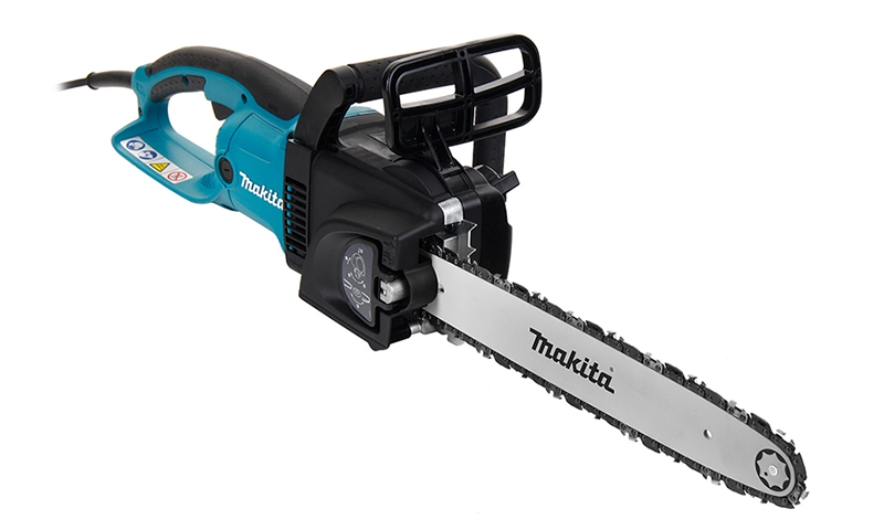 Makita UC3530A - for harvesting firewood