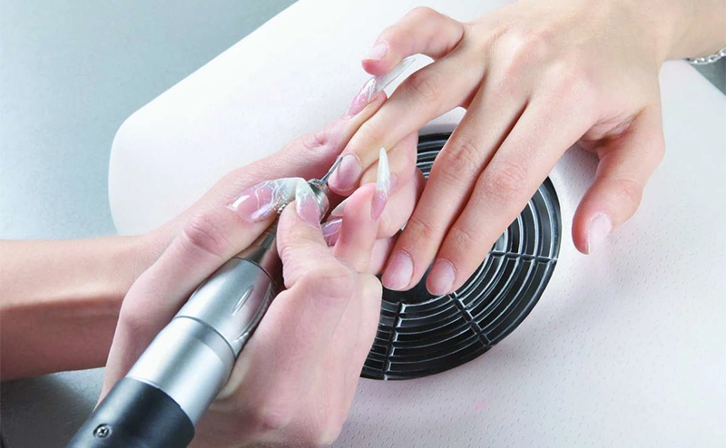 Which manicure machine to choose