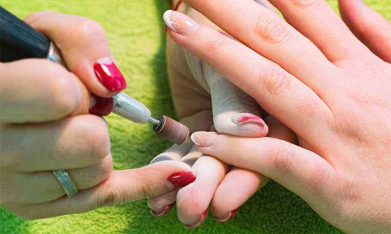 Quanto custa uma máquina de manicure?