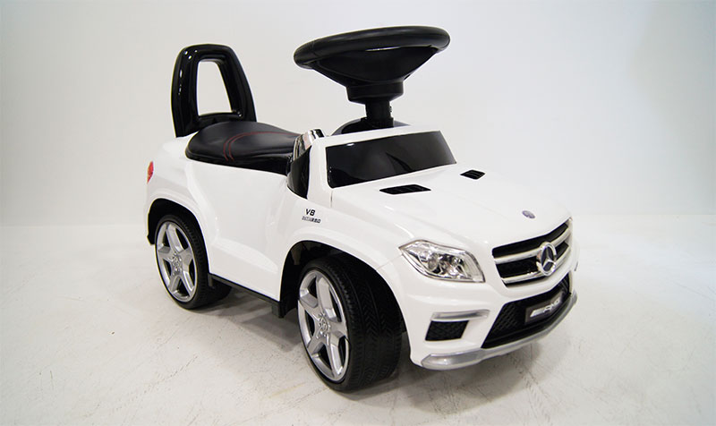 RIVERTOYS Mercedes Benz A888AA.jpg1