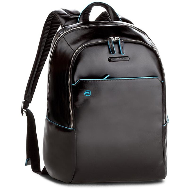 PIQUADRO CA3214B2: a decent backpack for gadgets