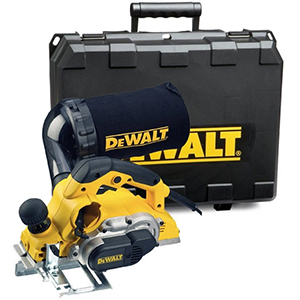 DeWALT D26500K - a universal plane with an excellent complete set