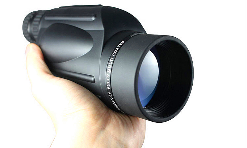 Gomu nick-optics - convenient to follow the birds