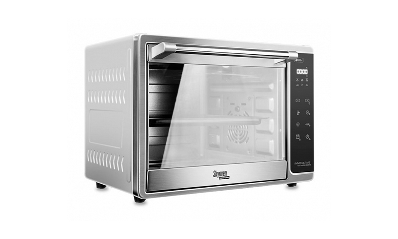 REDMOND SkyOven 5706S - smart oven with remote control