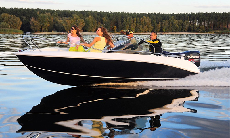 Cobra 1850 Sport - for 7 people