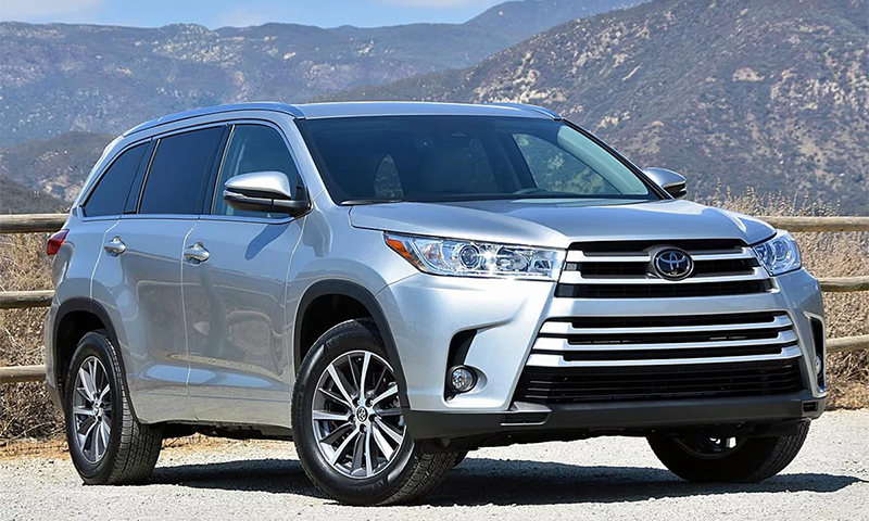 Toyota Highlander - um gigante entre cruzamentos