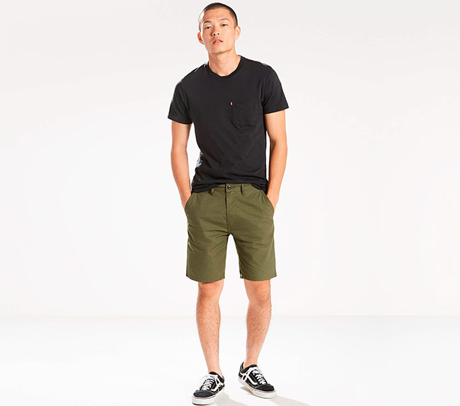 LEVIS Straight Chino Shorts