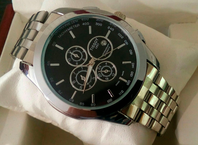 TISSOT V8