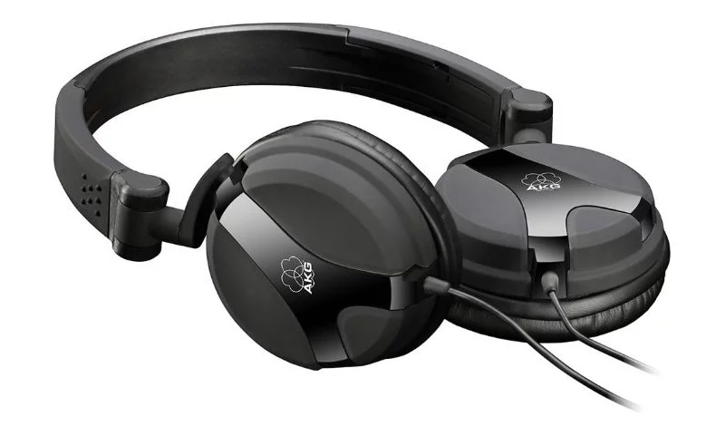 AKG K 518 - Portabilidade e Isolamento de Ruído