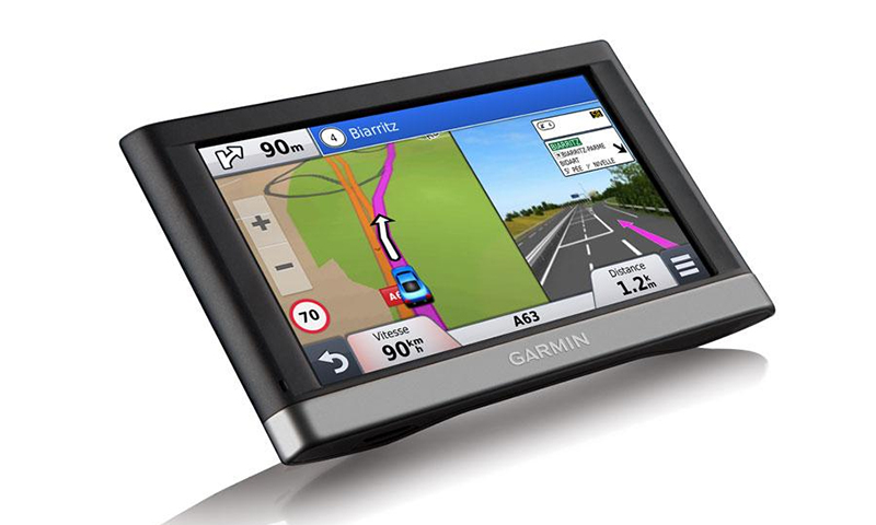 Hybrid Garmin Nuvi 2597 LMT