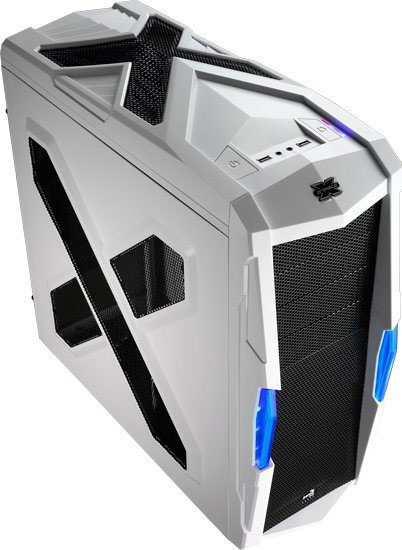 AeroCool Strike X Xtreme White Edition